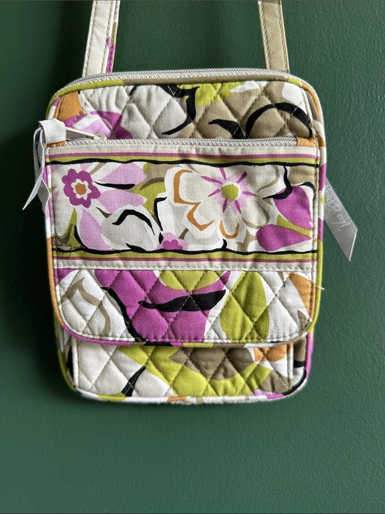 Vera Bradley Handbags - Vera Bradley Multicolor Quilted Crossbody Bag
